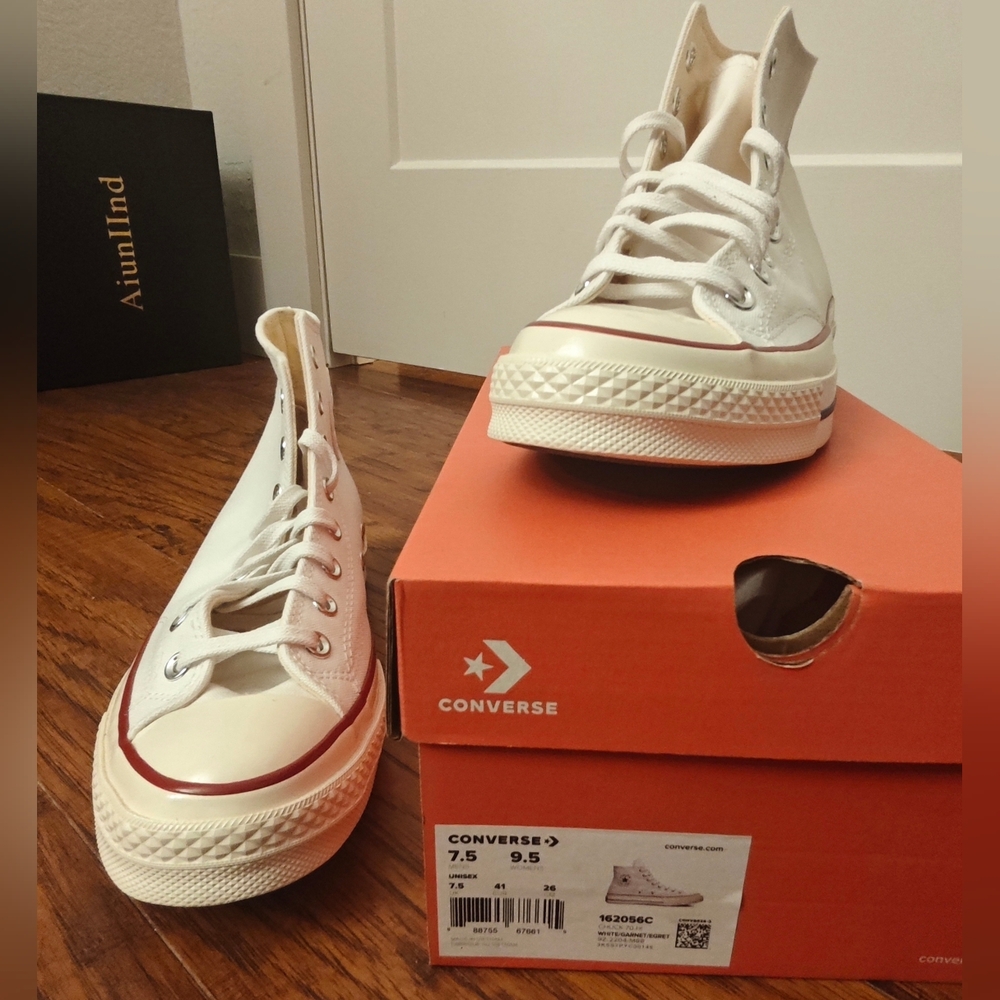 Converse White and Red High-Tops
